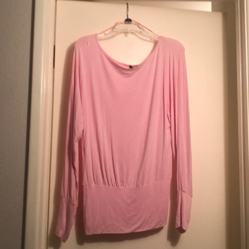 Scoop neck pink top